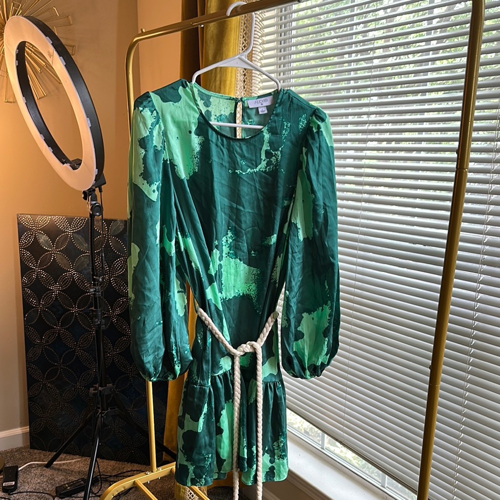 Alexis Emerald Abstract Dress with Rope Accent